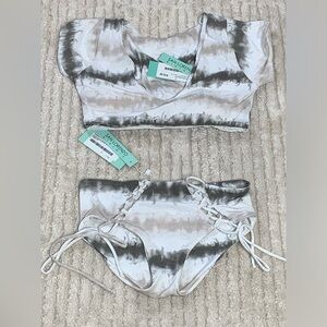 San Lorenzo Bikinis Mandala
Crop Top And Braided
Bottom Color‎ Antique XS
NWT